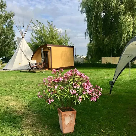 Glampingpod Campsite Loitz